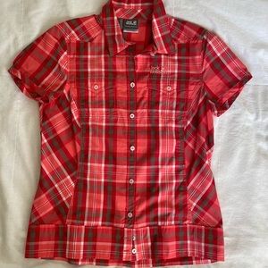 Jack Wolfskin slim fit plaid blouse